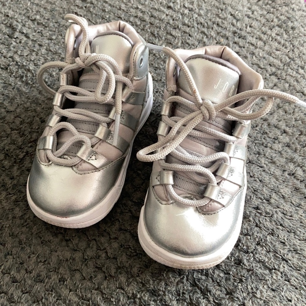 Baby jordens